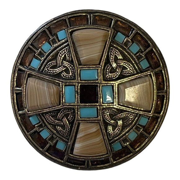 Miracle Signed Stone Celtic Circle Brooch - Picture 1 of 8
